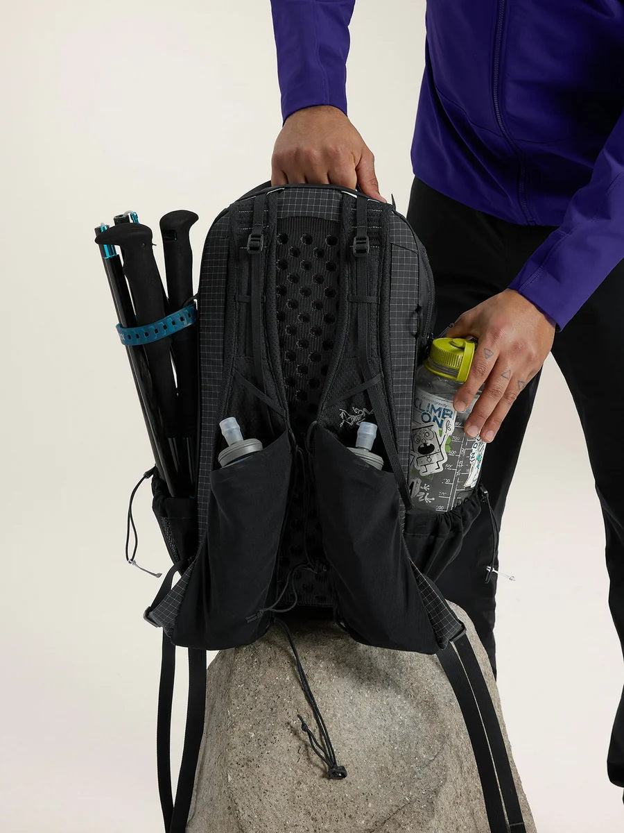 【ARC’TERYX 】 Aerios 18 Backpack-Black