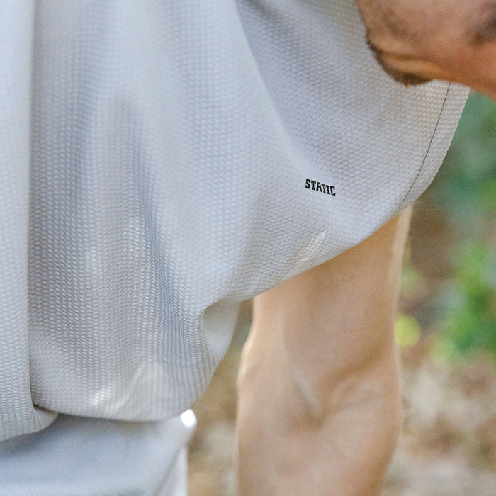 【STATIC】HIVE SLEEVELESS