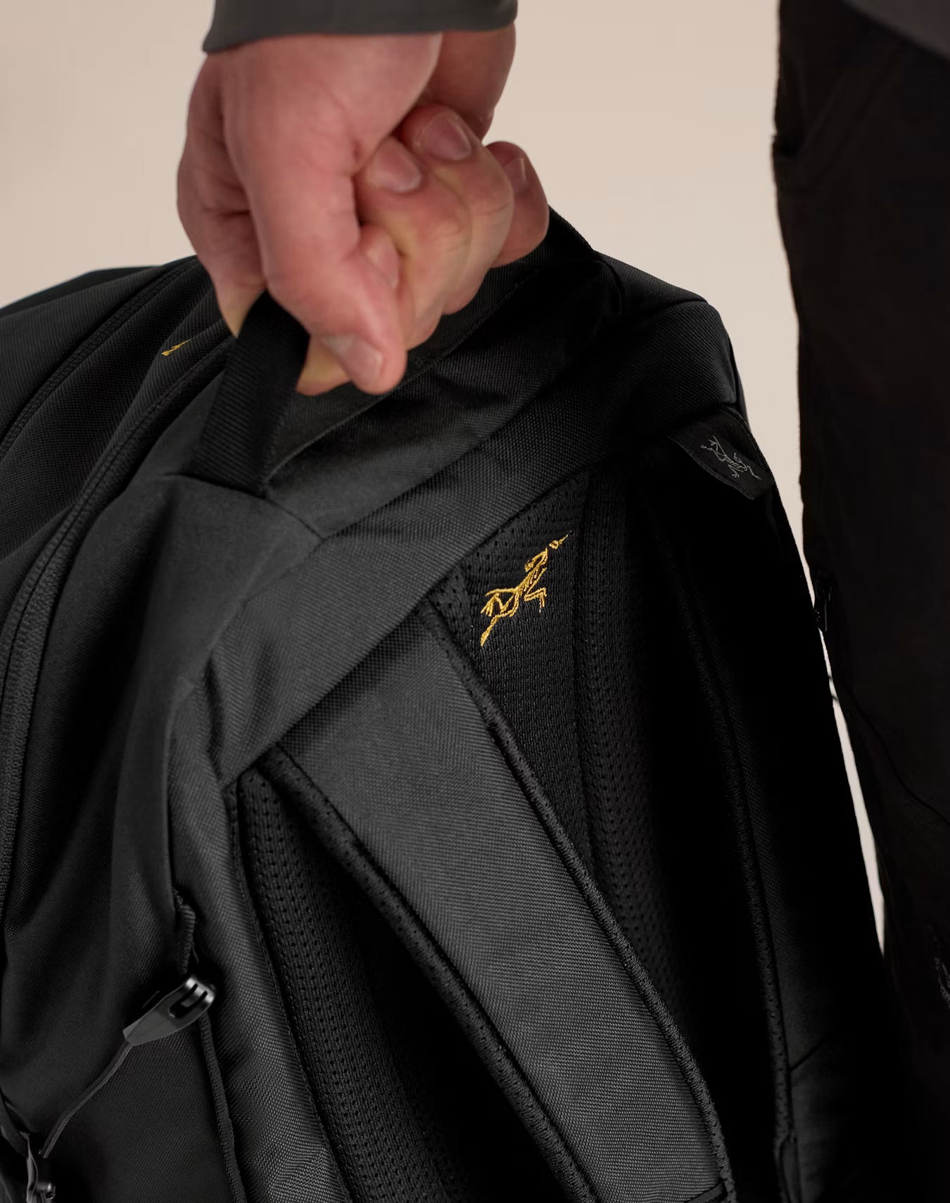 【ARC'TERYX】 Mantis 26 Backpack