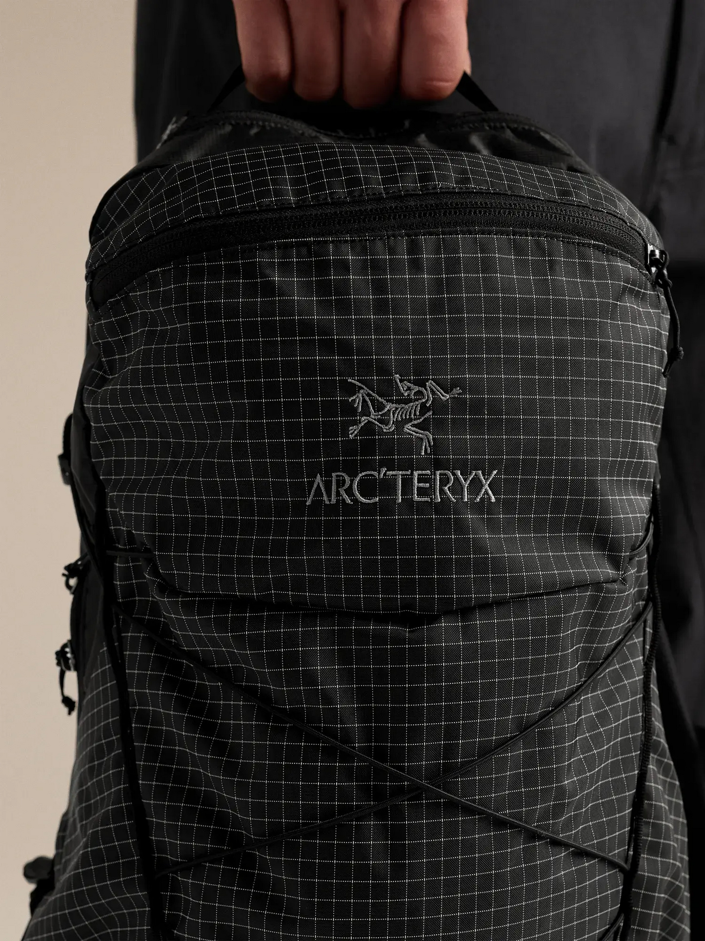 【ARC’TERYX 】Aerios 18 Backpack-Black