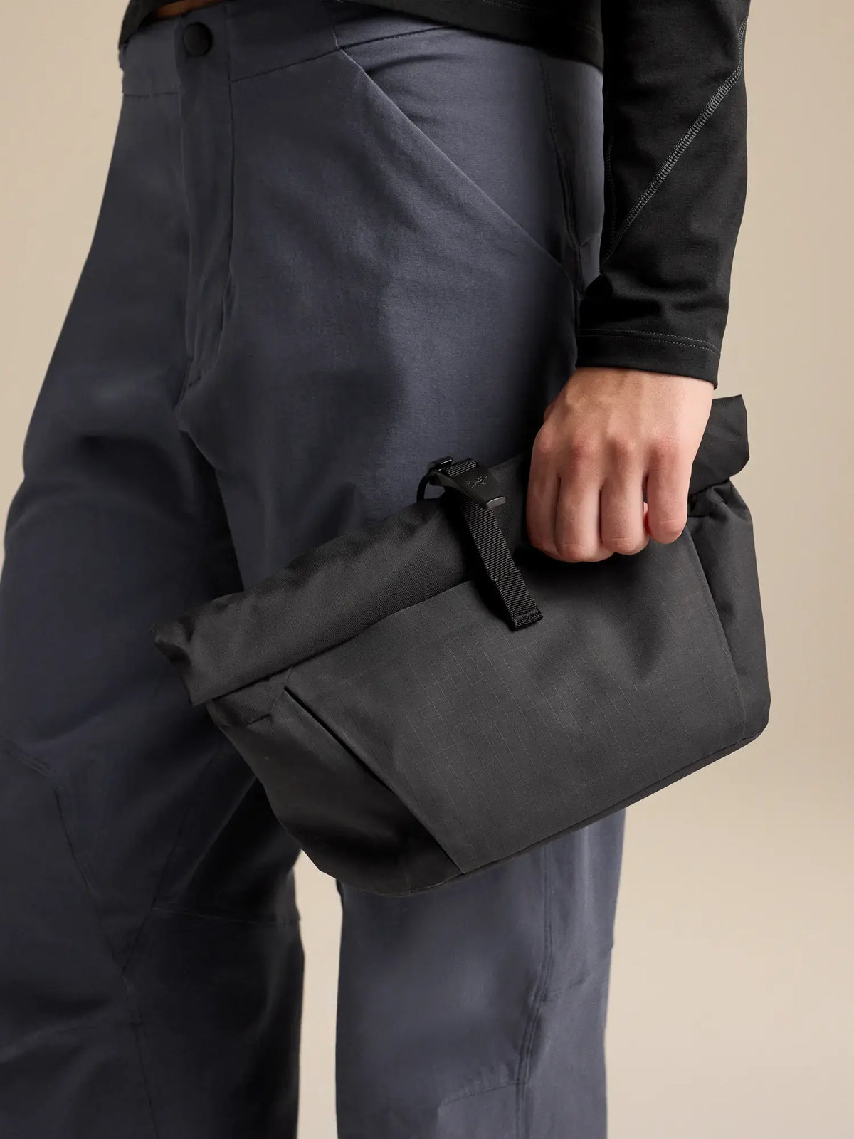 【ARC'TERYX】ION Chalk Bucket