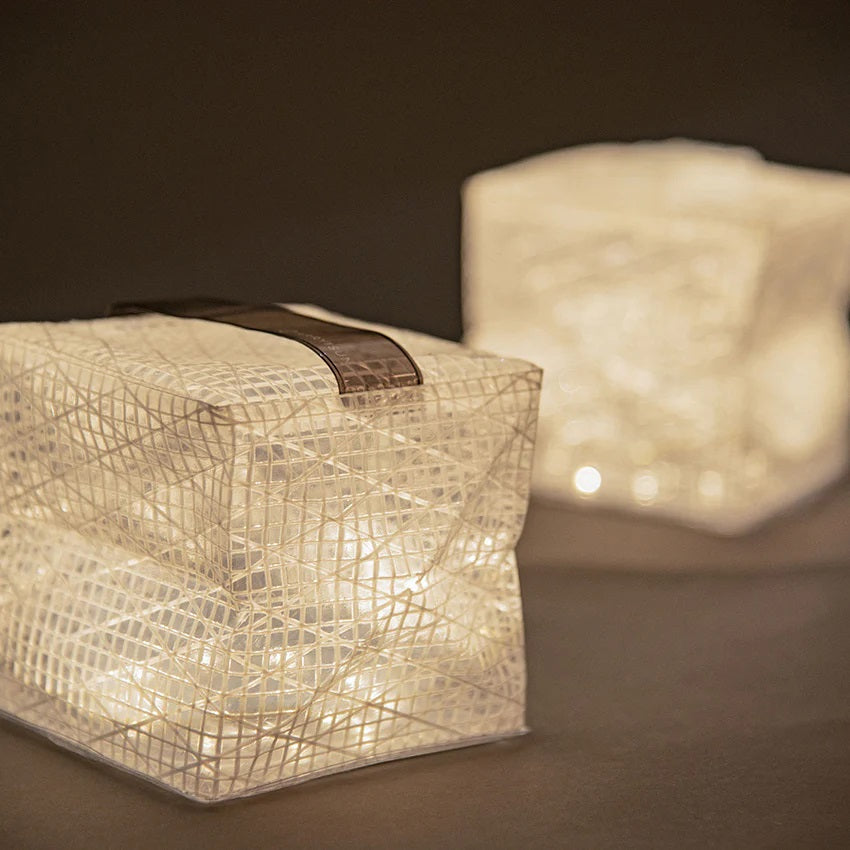 /【CARRY THE SUN】 Warm Light Black Mediam